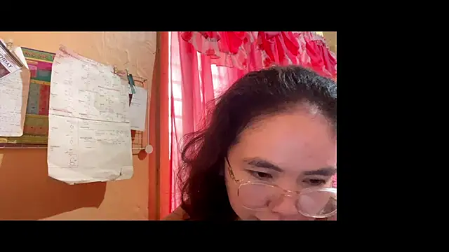 Snapshot of justhatsuse chatting on June 2026 04:27:01 AM justhatsuse online show from June 2026 04:27:01 AM