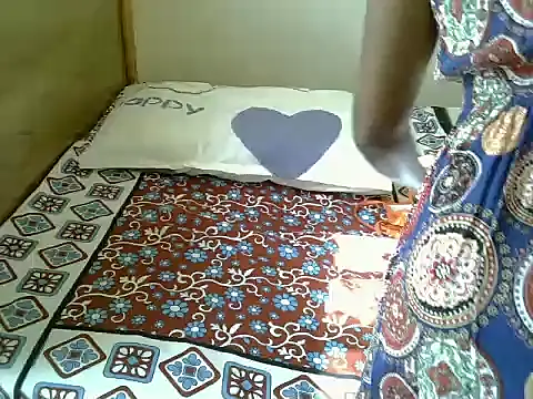 Snapshot of Trixiepixy chatting on June 2026 12:17:01 PM Trixiepixy online show from June 2026 12:17:01 PM