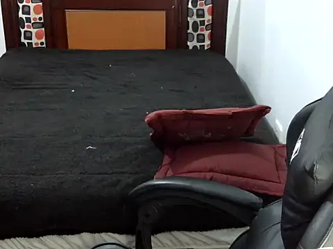 Lolacurly69 online show from June 2026 02:36:02 AM
