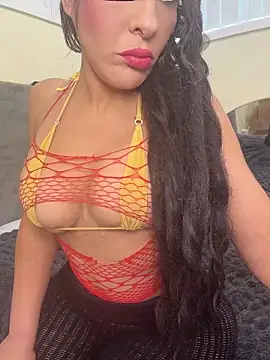 Snapshot of lindalove692003 chatting on June 2026 11:52:01 PM lindalove692003 online show from June 2026 11:52:01 PM