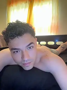 Snapshot of Samu_Miller01 chatting on June 2026 04:18:01 PM Samu Miller01 online show from June 2026 04:18:01 PM