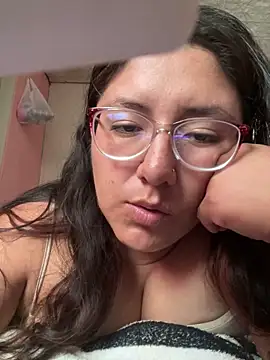 Snapshot of DirtyCerezita chatting on June 2026 07:23:02 PM DirtyCerezita online show from June 2026 07:23:02 PM