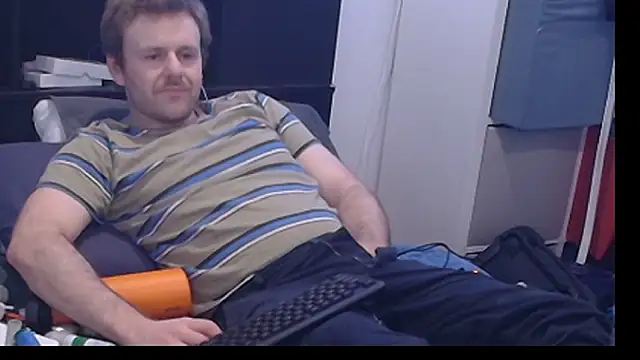 kinkyboipig online show from August 2026 02:11:02 PM