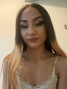 Snapshot of LioraX69 chatting on June 2026 07:12:02 PM LioraX69 online show from June 2026 07:12:02 PM