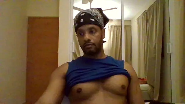 Snapshot of InfamousX chatting on June 2026 06:38:01 AM InfamousX online show from June 2026 06:38:01 AM