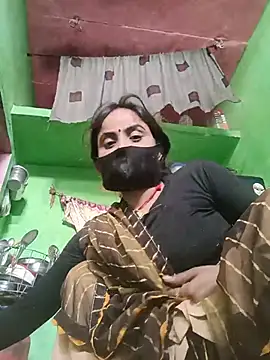 Snapshot of Kamni_cutee chatting on June 2026 02:21:02 AM Kamni cutee online show from June 2026 02:21:02 AM