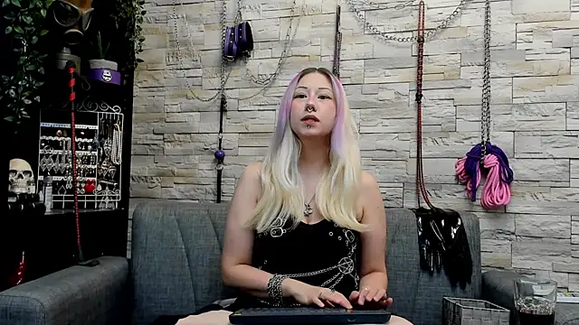 Snapshot of Miss_Kaz chatting on August 2026 12:36:01 AM Miss Kaz online show from August 2026 12:36:01 AM