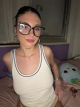 Milagomez online show from June 2026 09:14:02 PM