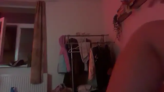 mysteradecadent online show from June 2026 09:43:02 PM