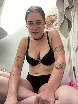mclacy online show from June 2026 02:16:02 PM