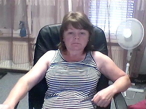 MoonLady40 online show from June 2026 02:30:01 PM