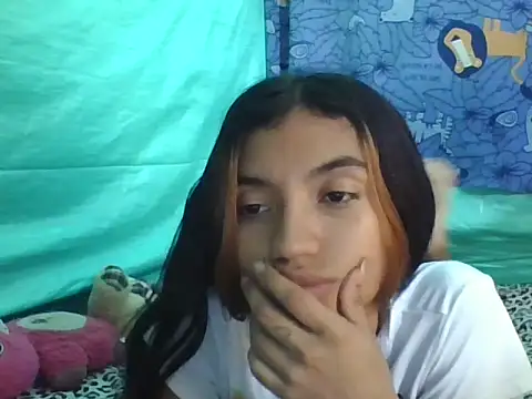 Snapshot of canelita0510 chatting on June 2026 08:33:01 PM canelita0510 online show from June 2026 08:33:01 PM