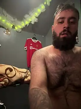 Snapshot of Fur_bear_69 chatting on June 2026 12:52:02 AM Fur bear 69 online show from June 2026 12:52:02 AM