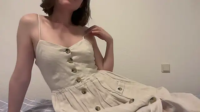 Hilda Valentine online show from July 2026 08:14:01 PM