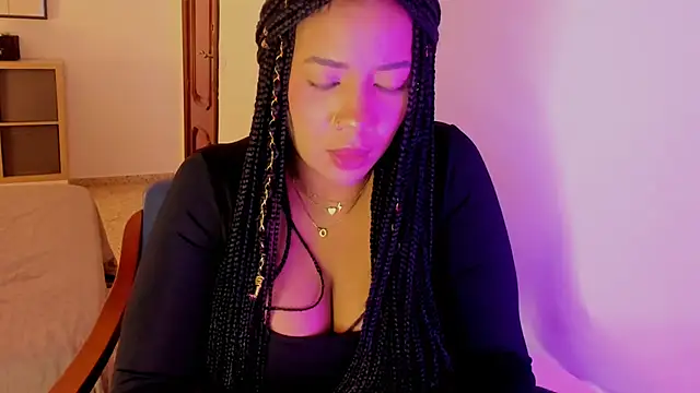 Snapshot of NicolePasqualott chatting on October 2025 08:31:02 PM NicolePasqualott online show from October 2025 08:31:02 PM