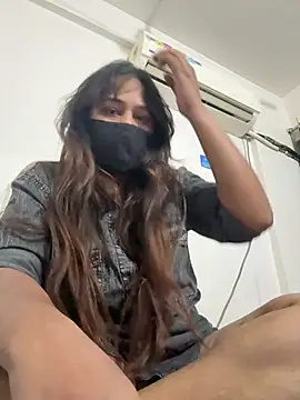 Snapshot of vaani_tyagi chatting on July 2026 02:23:01 PM vaani tyagi online show from July 2026 02:23:01 PM