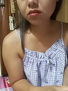 Snapshot of Emma-cutee chatting on July 2026 03:02:02 AM Emma-cutee online show from July 2026 03:02:02 AM