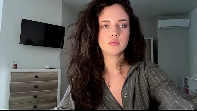 A Milly online show from June 2026 12:22:01 PM
