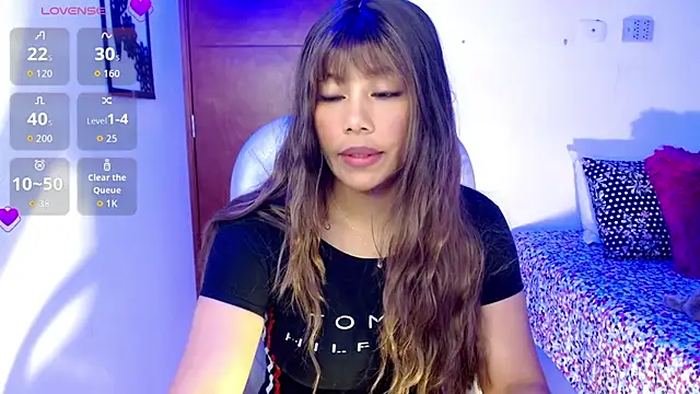 Emmy Copland online show from July 2026 05:47:01 AM