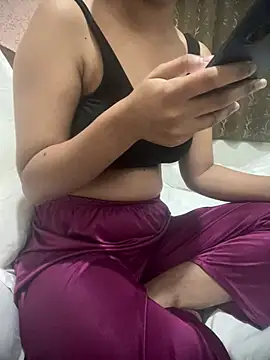 Snapshot of Kyaara_sexy6 chatting on July 2026 06:45:02 PM Kyaara sexy6 online show from July 2026 06:45:02 PM