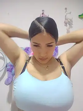 Snapshot of sofia_milky chatting on July 2026 04:51:02 AM sofia milky online show from July 2026 04:51:02 AM