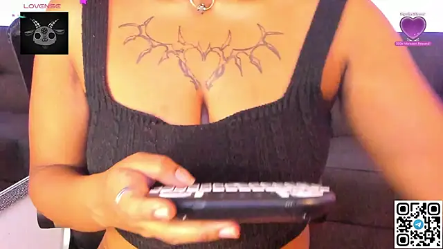 Snapshot of morticia_420 chatting on July 2026 07:49:01 PM morticia 420 online show from July 2026 07:49:01 PM