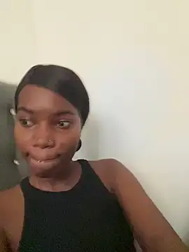 Snapshot of ShakiraThompss18 chatting on July 2026 08:52:02 PM ShakiraThompss18 online show from July 2026 08:52:02 PM