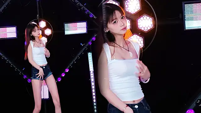 Alice-520 online show from July 2026 10:57:01 AM