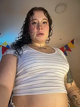 Snapshot of Doll_Ivy chatting on July 2026 03:00:02 AM Doll Ivy online show from July 2026 03:00:02 AM