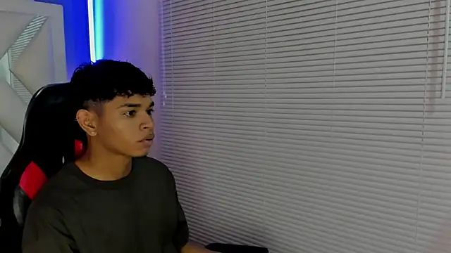 nova mitchell7 online show from August 2026 12:32:02 PM
