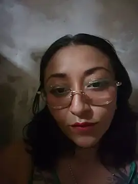 Snapshot of sweetshubbymami chatting on June 2026 12:37:01 AM sweetshubbymami online show from June 2026 12:37:01 AM