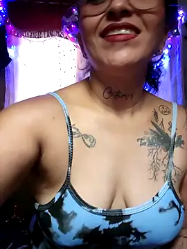 Snapshot of sweetshubbymami chatting on June 2026 11:29:01 PM sweetshubbymami online show from June 2026 11:29:01 PM