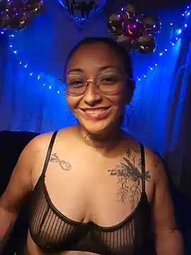 Snapshot of sweetshubbymami chatting on July 2026 12:50:02 AM sweetshubbymami online show from July 2026 12:50:02 AM