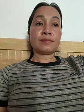 Loly hana online show from August 2026 12:47:02 AM