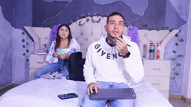 GabbyAndDominic online show from July 2026 12:22:02 PM