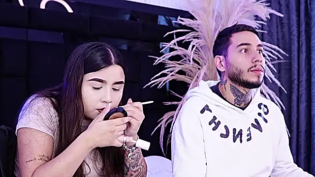 GabbyAndDominic online show from July 2026 01:18:02 PM