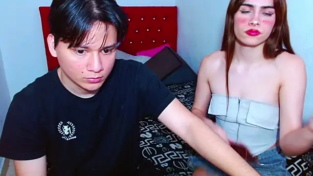 Snapshot of Duo_Tgirl_Straight chatting on August 2026 02:43:01 AM Duo Tgirl Straight online show from August 2026 02:43:01 AM