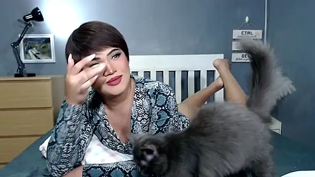 STUCK on YOU  online show from January 2026 09:28:01 PM