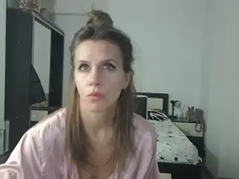 DedeSibel online show from January 2025 09:26:02 PM