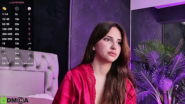 Snapshot of VanillaGoldX chatting on June 2026 04:10:01 AM VanillaGoldX online show from June 2026 04:10:01 AM