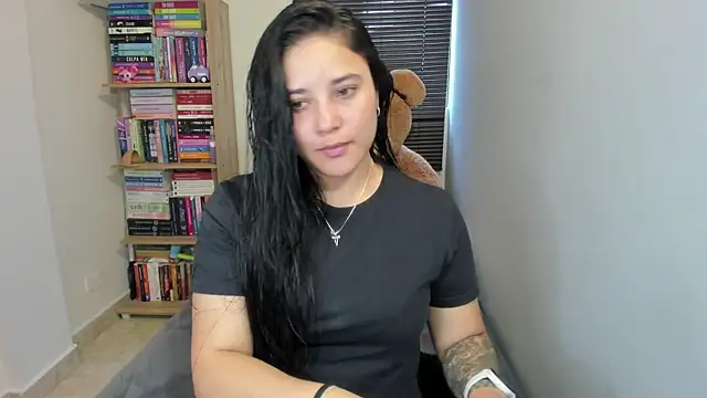 foxwen online show from July 2026 10:23:01 PM