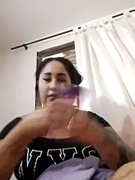 Snapshot of Valentina_Tilly chatting on July 2026 03:29:01 PM Valentina Tilly online show from July 2026 03:29:01 PM