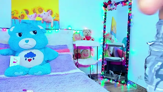 Snapshot of Fabiana- chatting on August 2026 03:39:01 AM Fabiana- online show from August 2026 03:39:01 AM