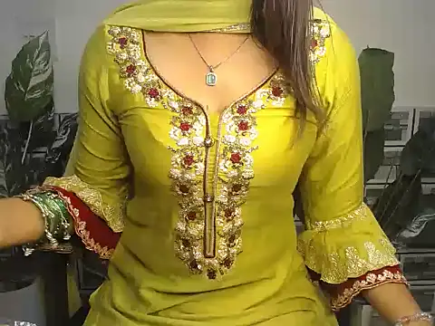 Snapshot of Ragini_69 chatting on July 2026 03:25:02 AM Ragini 69 online show from July 2026 03:25:02 AM