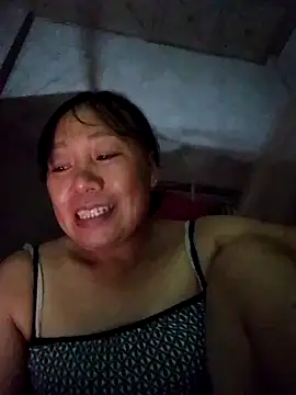 Snapshot of Moon_squirtt chatting on July 2026 02:02:02 PM Moon squirtt online show from July 2026 02:02:02 PM