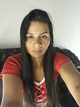 Emily Holmos online show from June 2026 01:28:01 PM