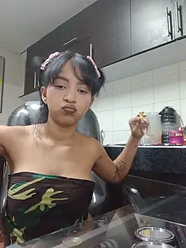 Snapshot of girl_p_ chatting on July 2026 05:24:01 AM girl p online show from July 2026 05:24:01 AM
