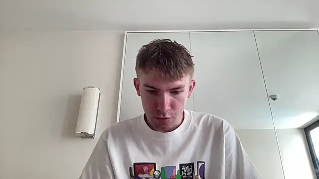 Snapshot of maksik11 chatting on July 2026 07:04:02 AM maksik11 online show from July 2026 07:04:02 AM