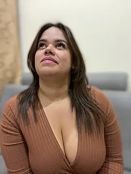 AliceStarshine online show from March 2025 06:58:02 AM