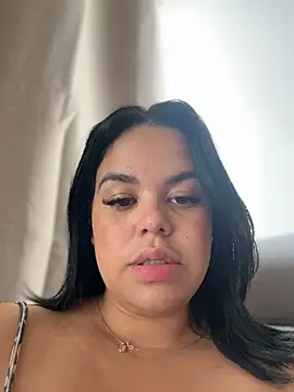 AliceStarshine online show from January 2026 04:00:01 PM